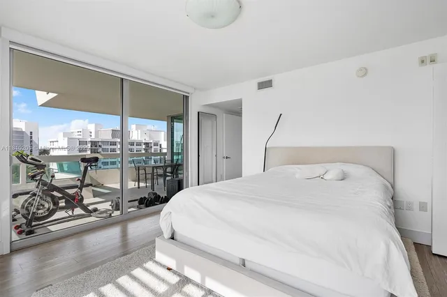 $685,000 | 1025 92nd Street, Unit 707, Bay Harbor Islands, FL 33154