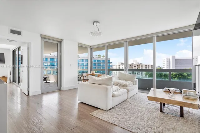 $685,000 | 1025 92nd Street, Unit 707, Bay Harbor Islands, FL 33154