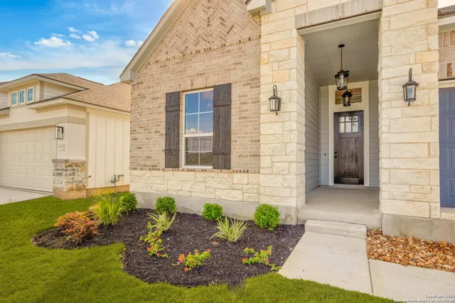 $498,900 | 1641 Saddleback Run, New Braunfels, TX 78130
