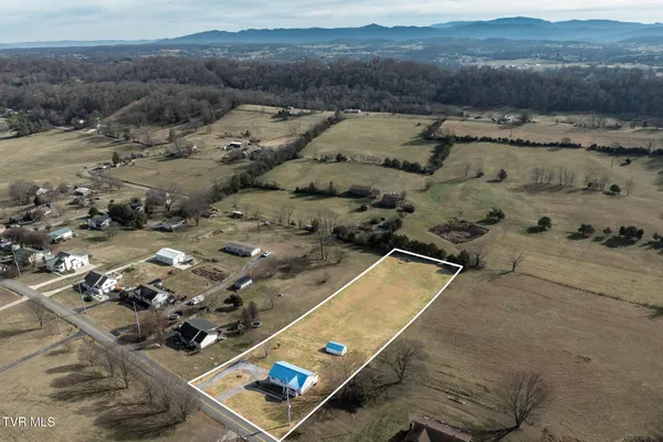 $2,250 | 133 Paynetown Road, Unit 11, Telford, TN 37690