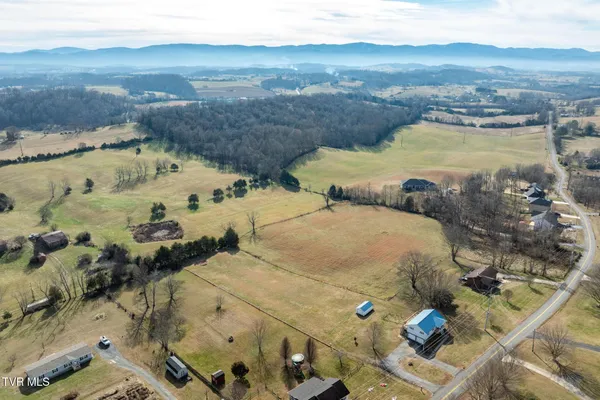 $2,250 | 133 Paynetown Road, Unit 11, Telford, TN 37690