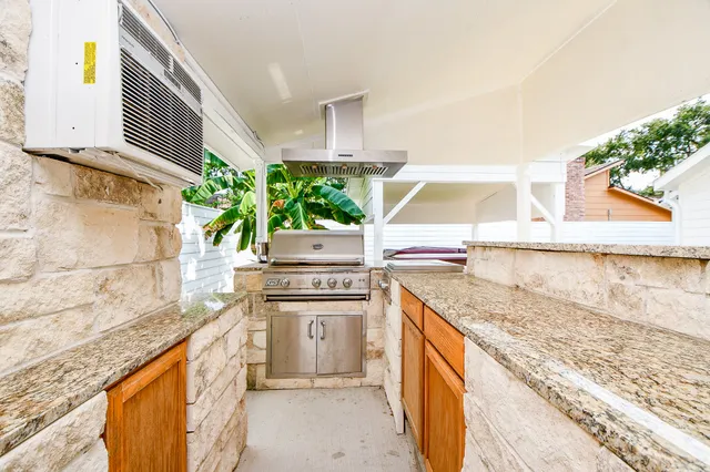 a view of a house with a garage