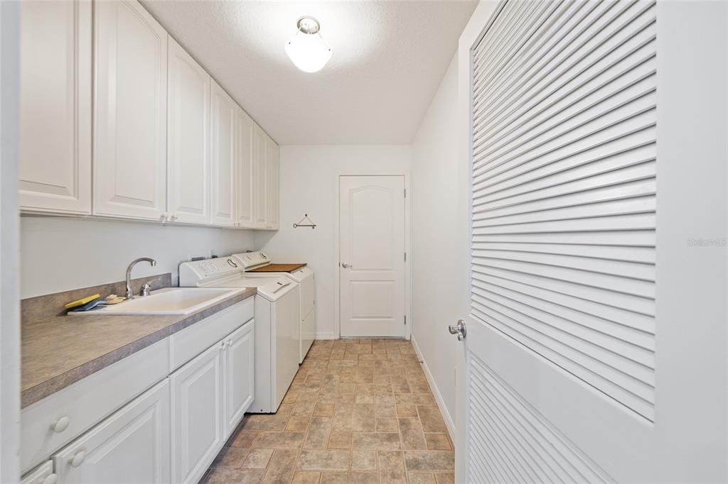 3073 Riverdale Road The Villages, FL 32162 - Photo 28 of 38