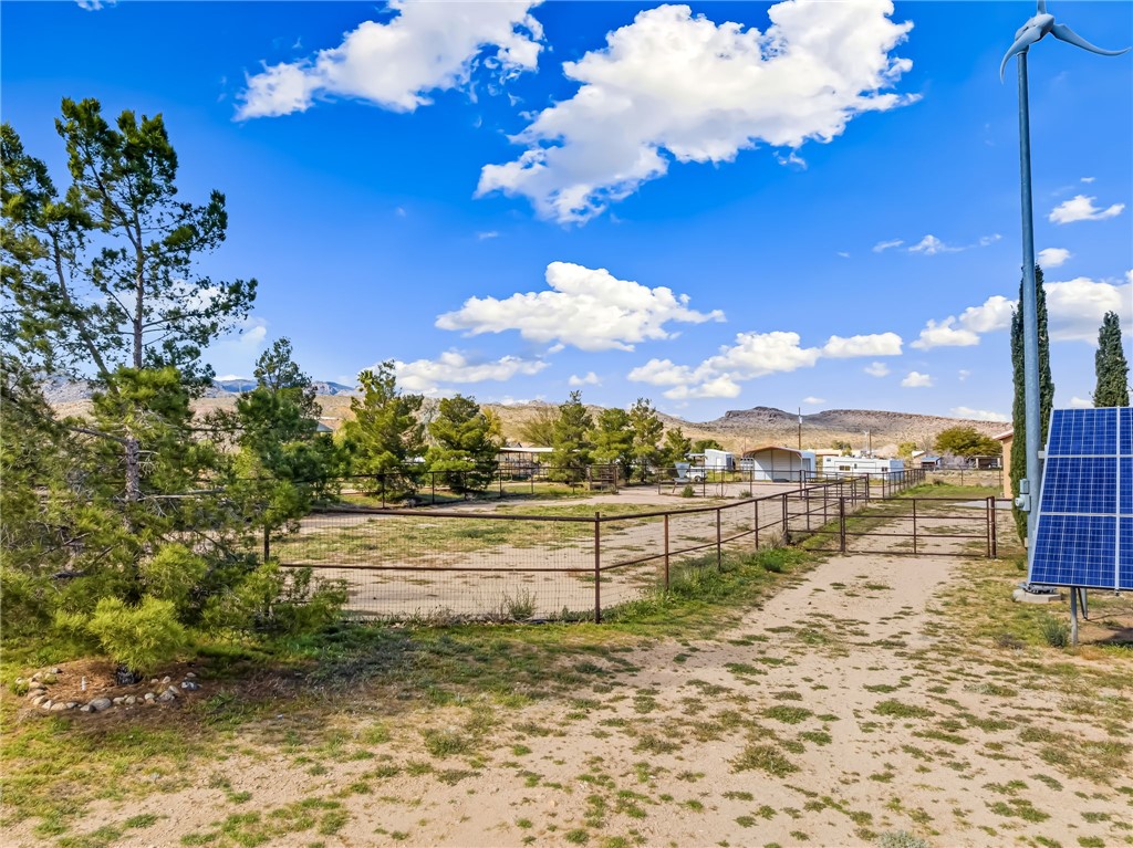 2205 East Cactus Wren Road Kingman, AZ 86409 - Photo 45 of 68 One of 2 Arenas