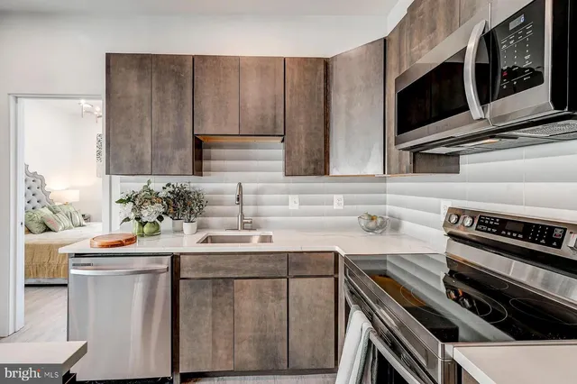 $1,250 | 421 South Broadway, Unit 304, Baltimore, MD 21231