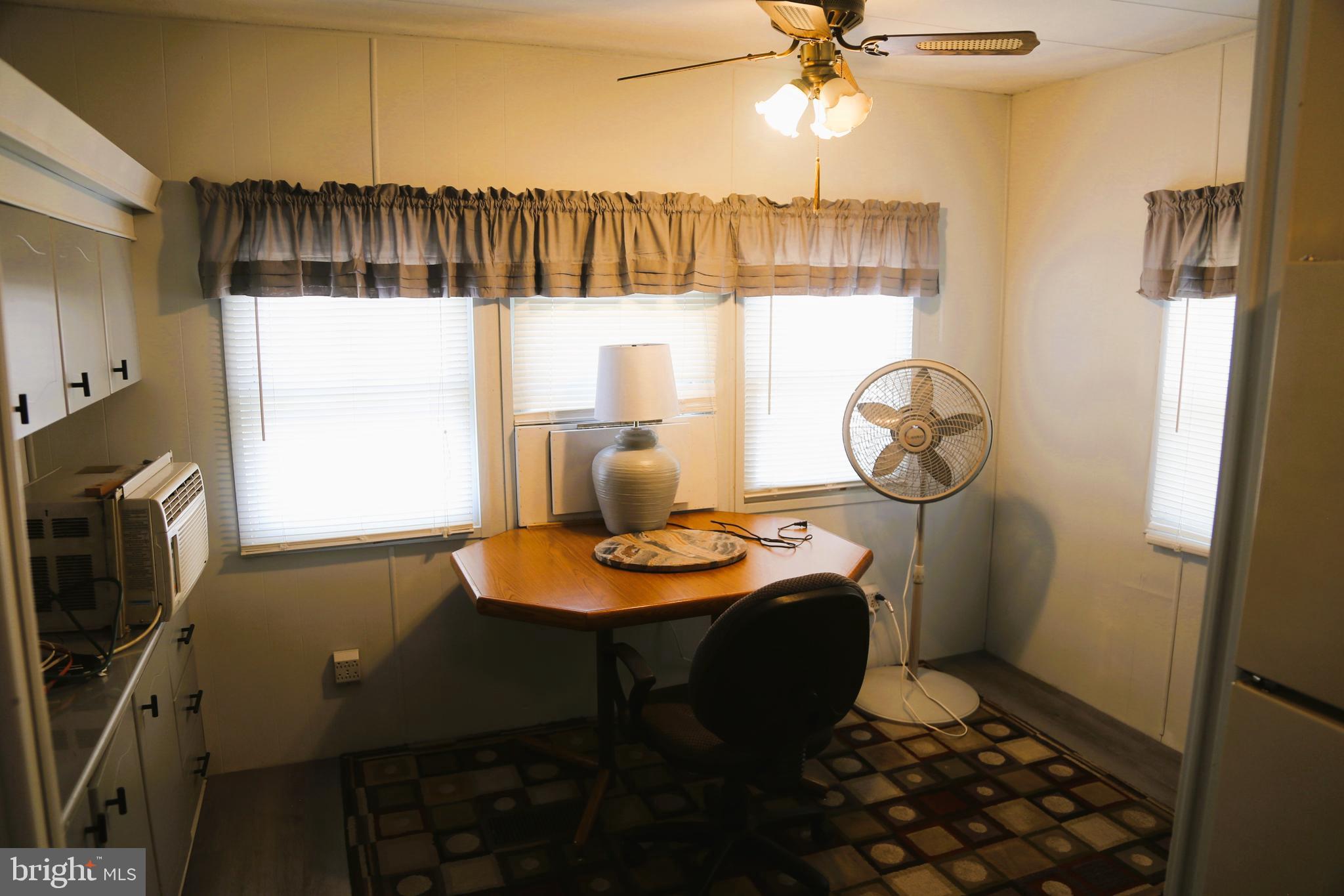 1412 Sandhill Road Lebanon, PA 17046 - Photo 5 of 11 Dining Area
