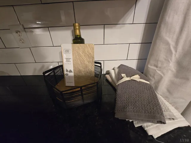 $3,500 | 1003 Broad Street, Altavista, VA 24517