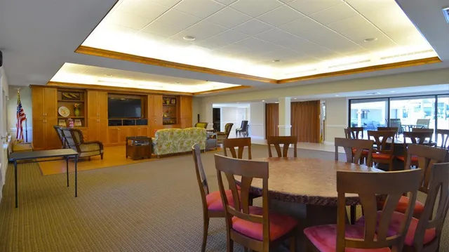 $215,000 | 1600 Northeast Dixie Highway, Unit 10101, Jensen Beach, FL 34957