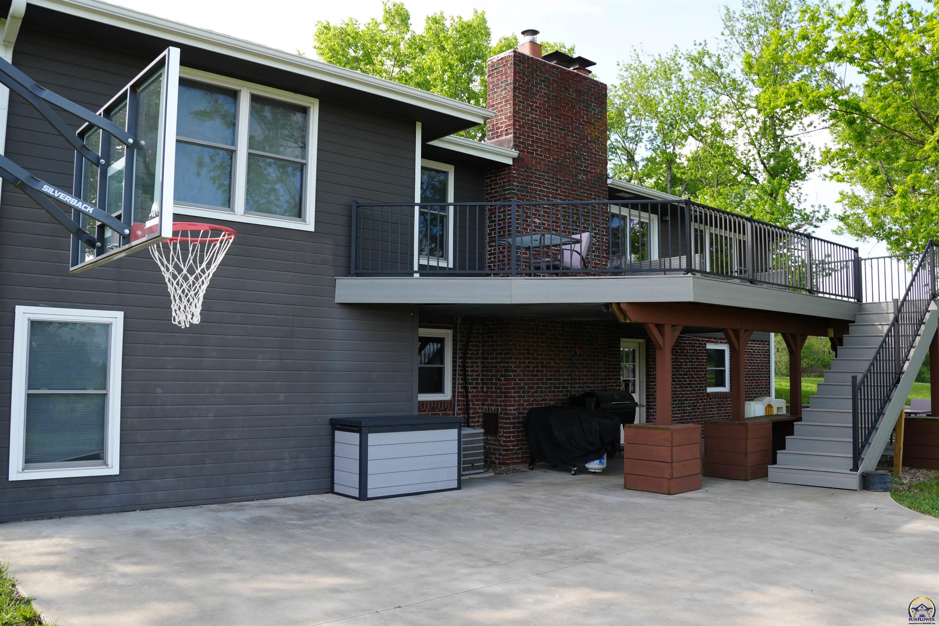 24298 M Road, Unit 24298 Holton, KS 66436 - Photo 16 of 98