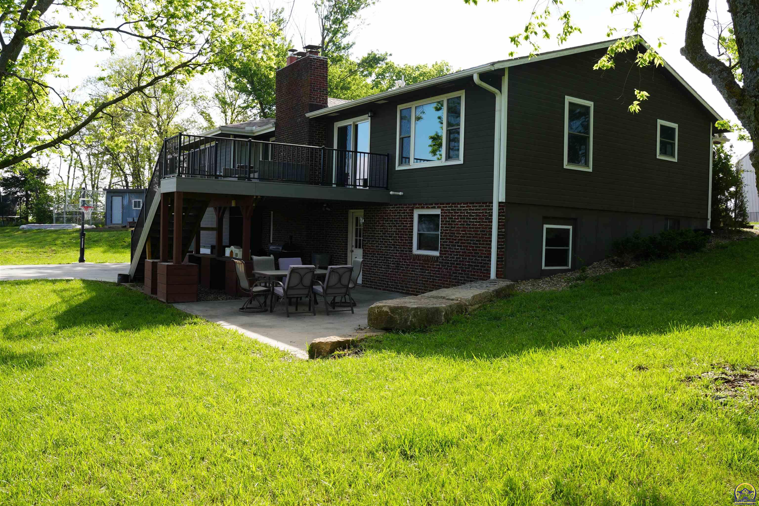 24298 M Road, Unit 24298 Holton, KS 66436 - Photo 17 of 98