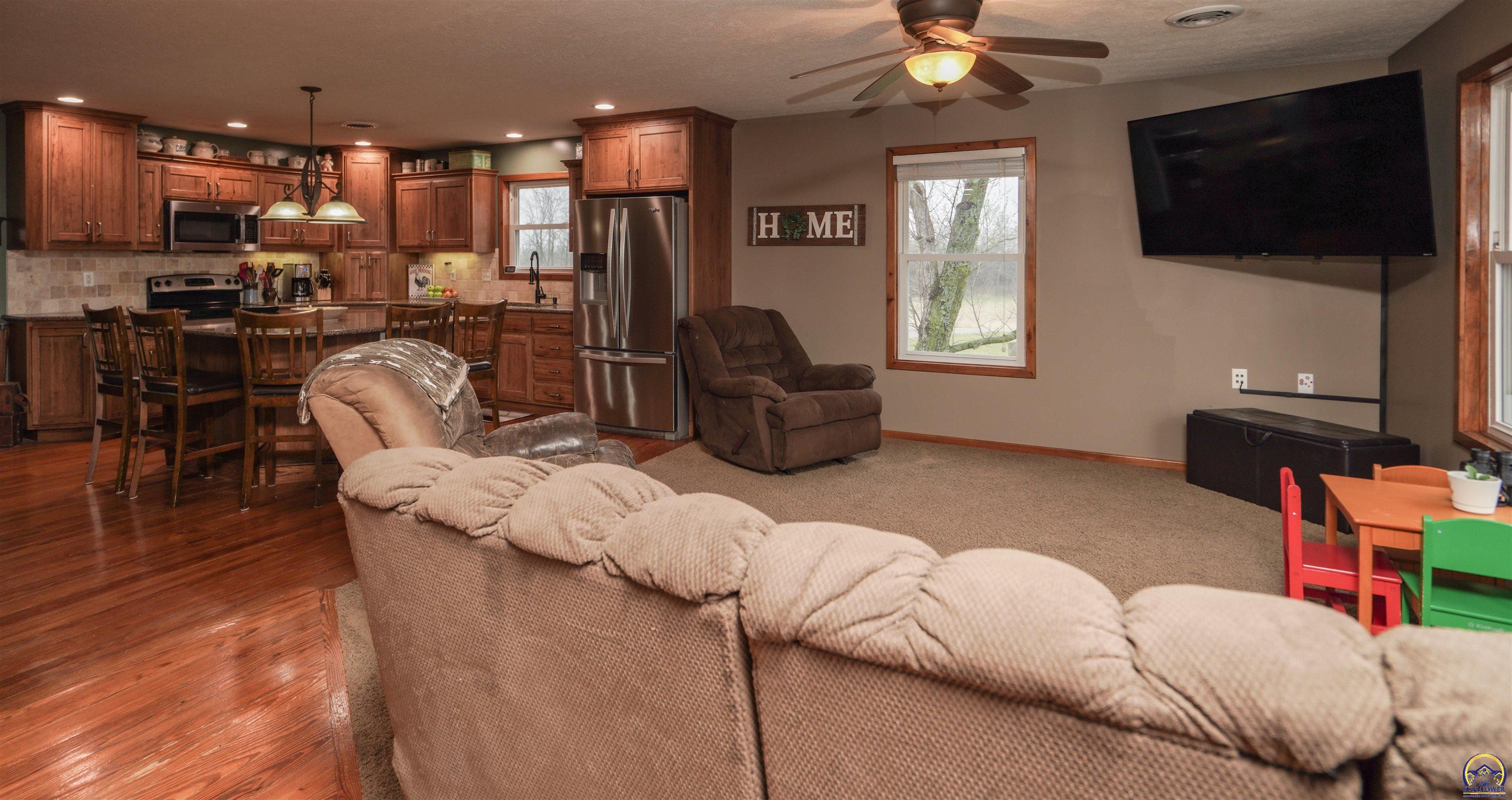 24298 M Road, Unit 24298 Holton, KS 66436 - Photo 23 of 97