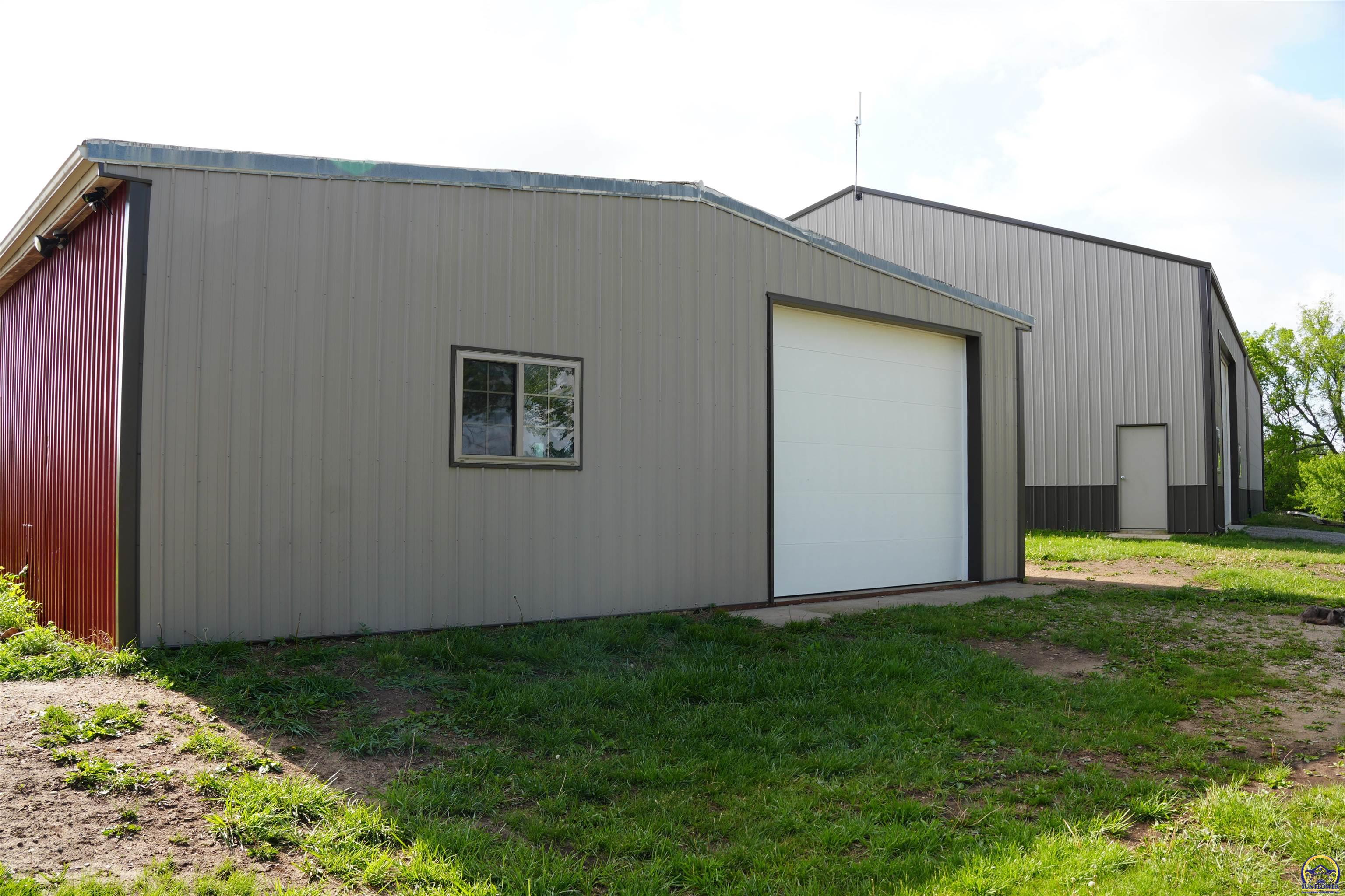 24298 M Road, Unit 24298 Holton, KS 66436 - Photo 55 of 98