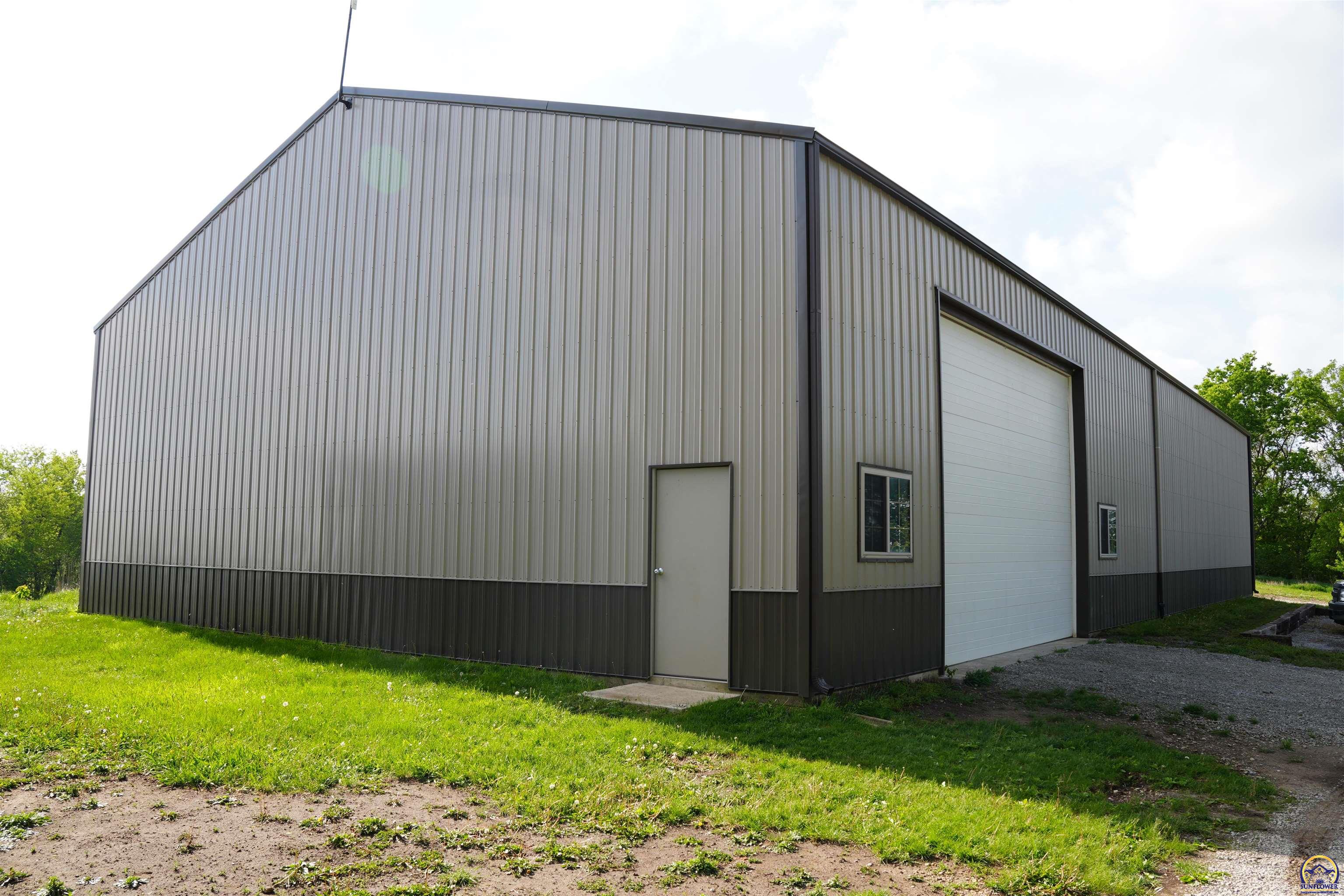 24298 M Road, Unit 24298 Holton, KS 66436 - Photo 56 of 98