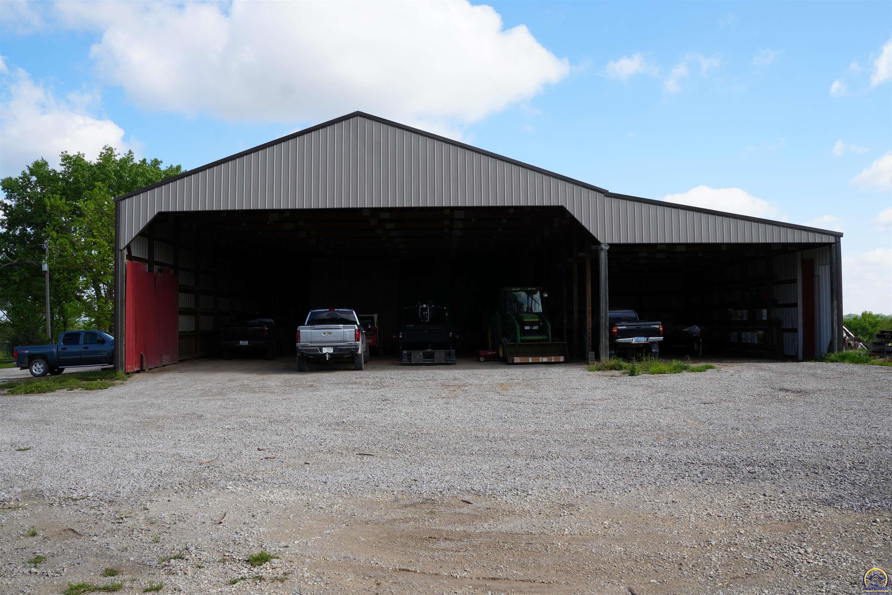 24298 M Road, Unit 24298 Holton, KS 66436 - Photo 57 of 98