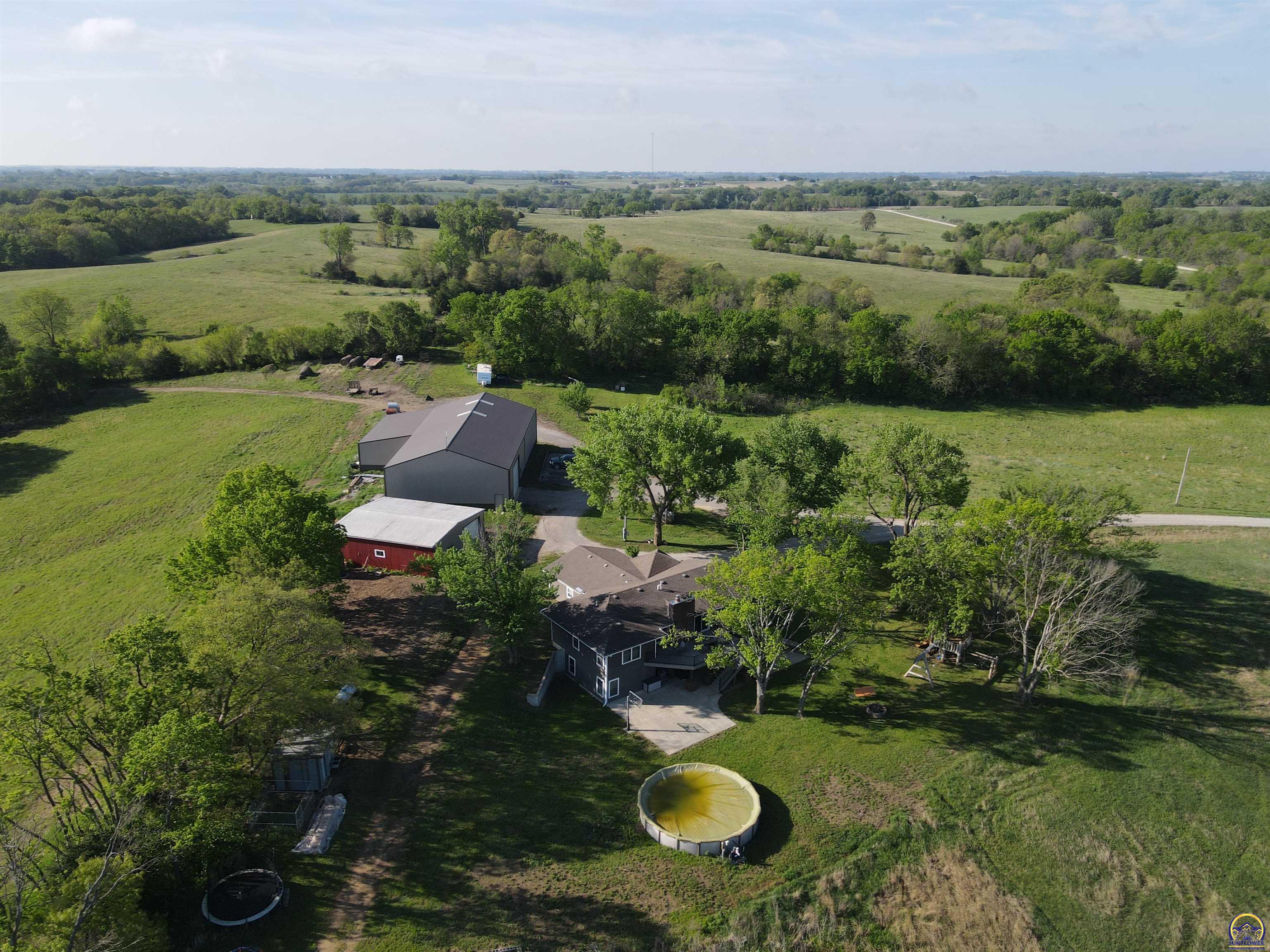 24298 M Road, Unit 24298 Holton, KS 66436 - Photo 10 of 98