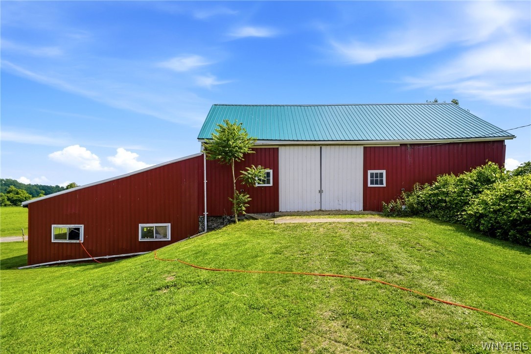 14060 Maple Street Albion, NY 14411 - Photo 32 of 37