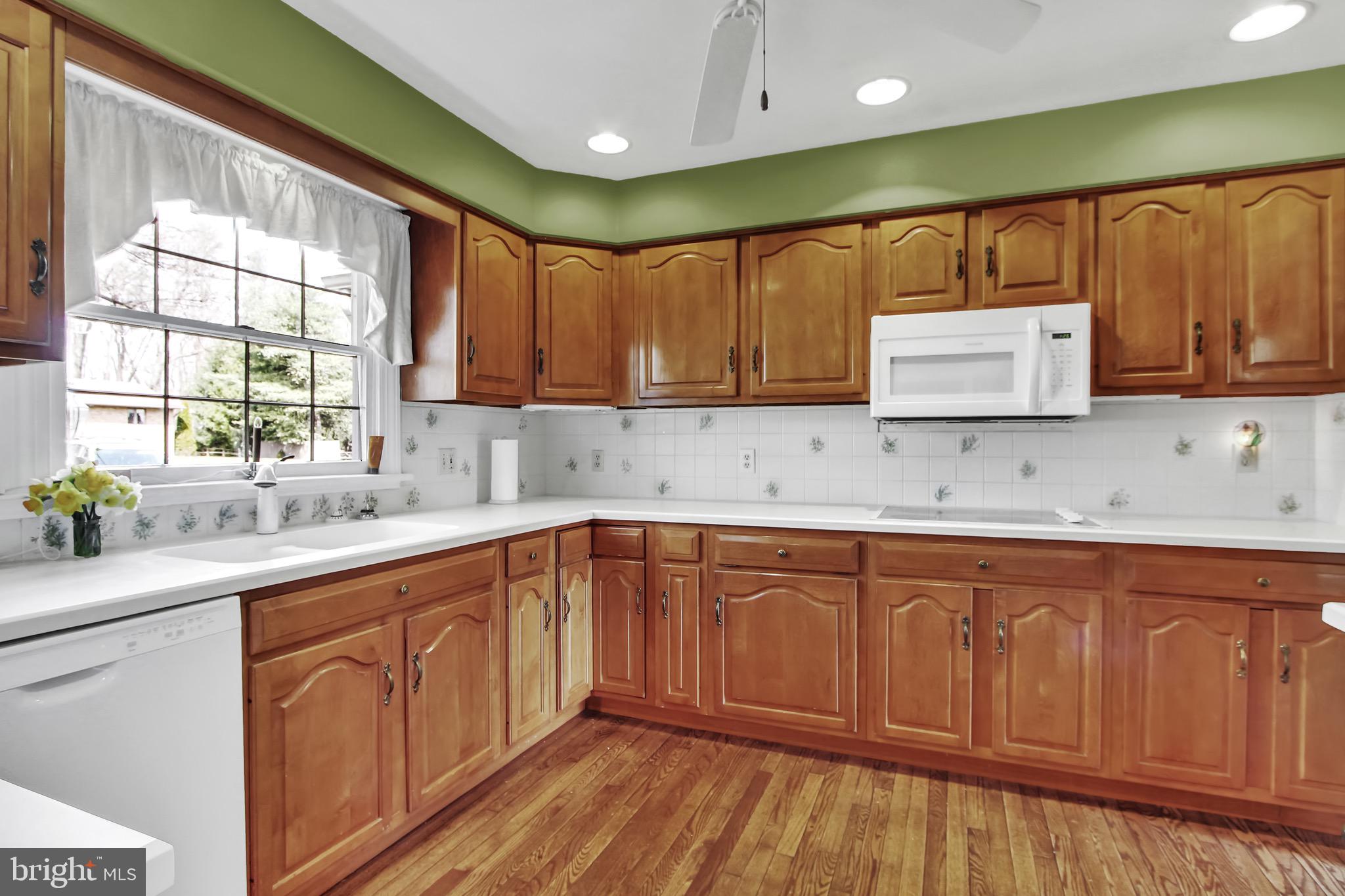 3078 Markle Road York, PA 17408 - Photo 11 of 28 Gallery Image 11