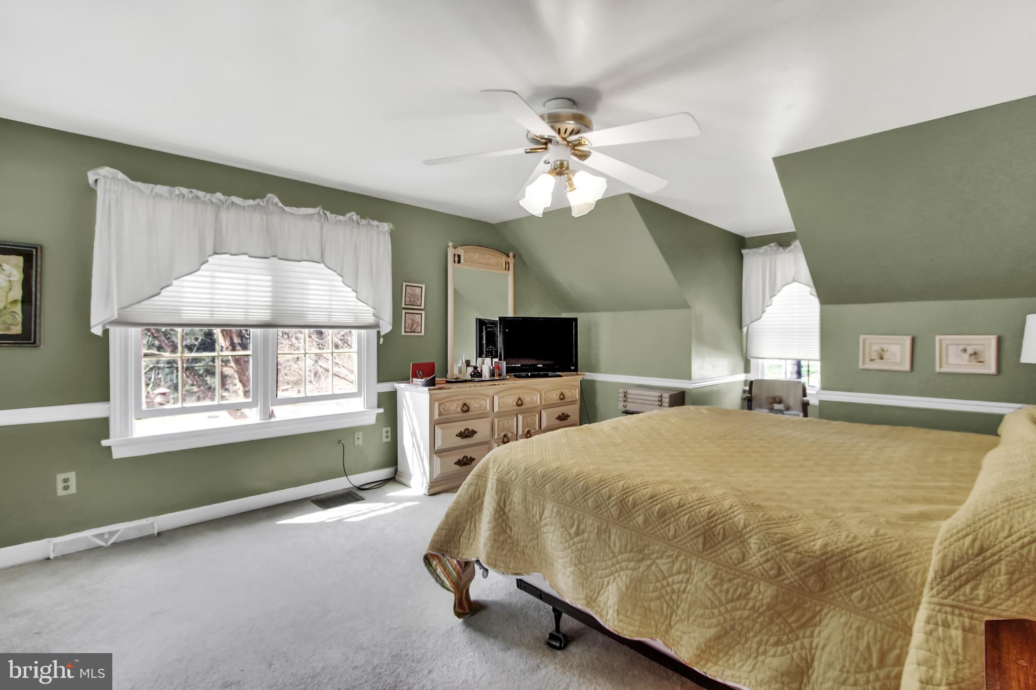 3078 Markle Road York, PA 17408 - Photo 15 of 28 Gallery Image 15