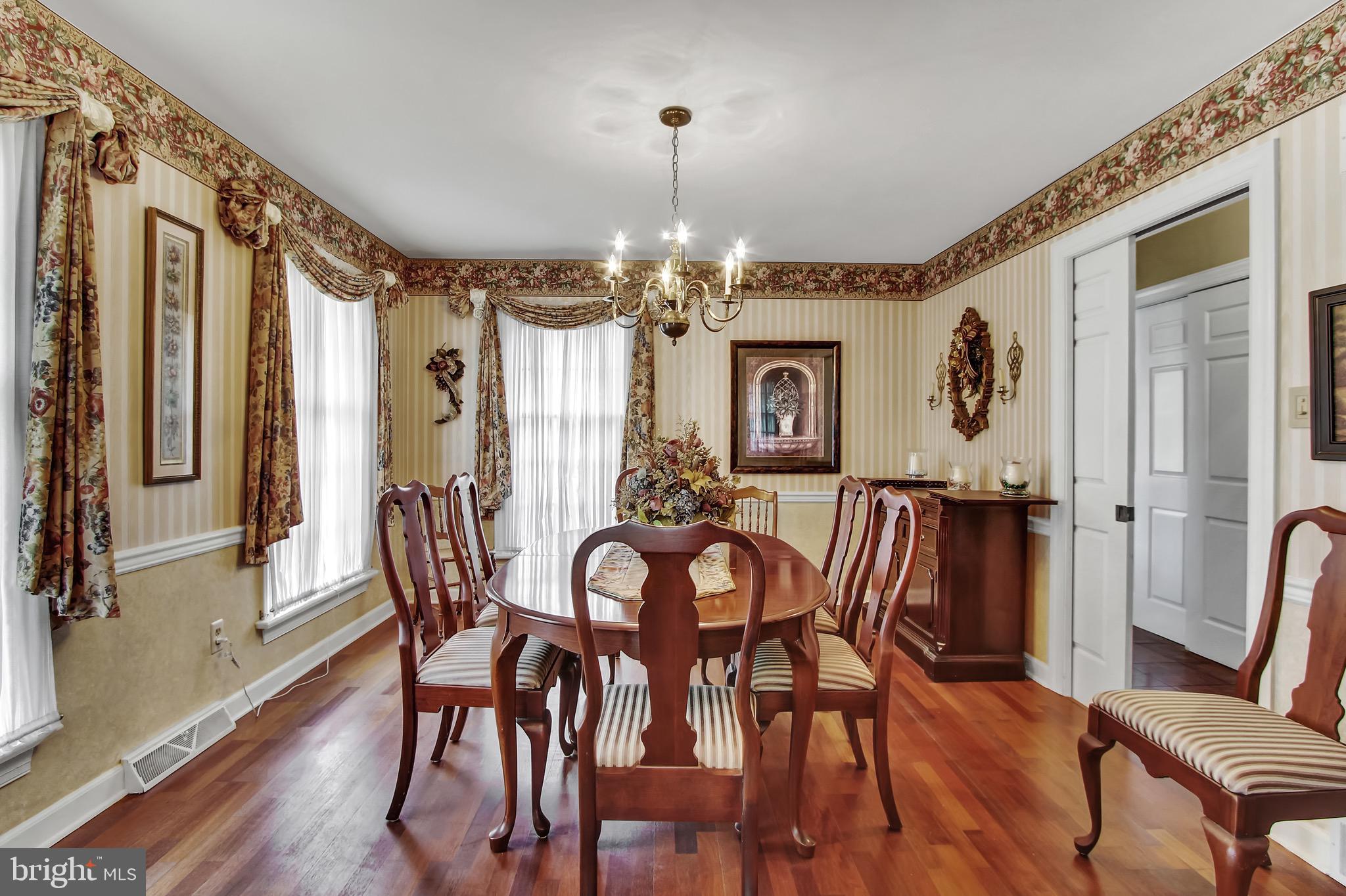 3078 Markle Road York, PA 17408 - Photo 5 of 28 Gallery Image 5