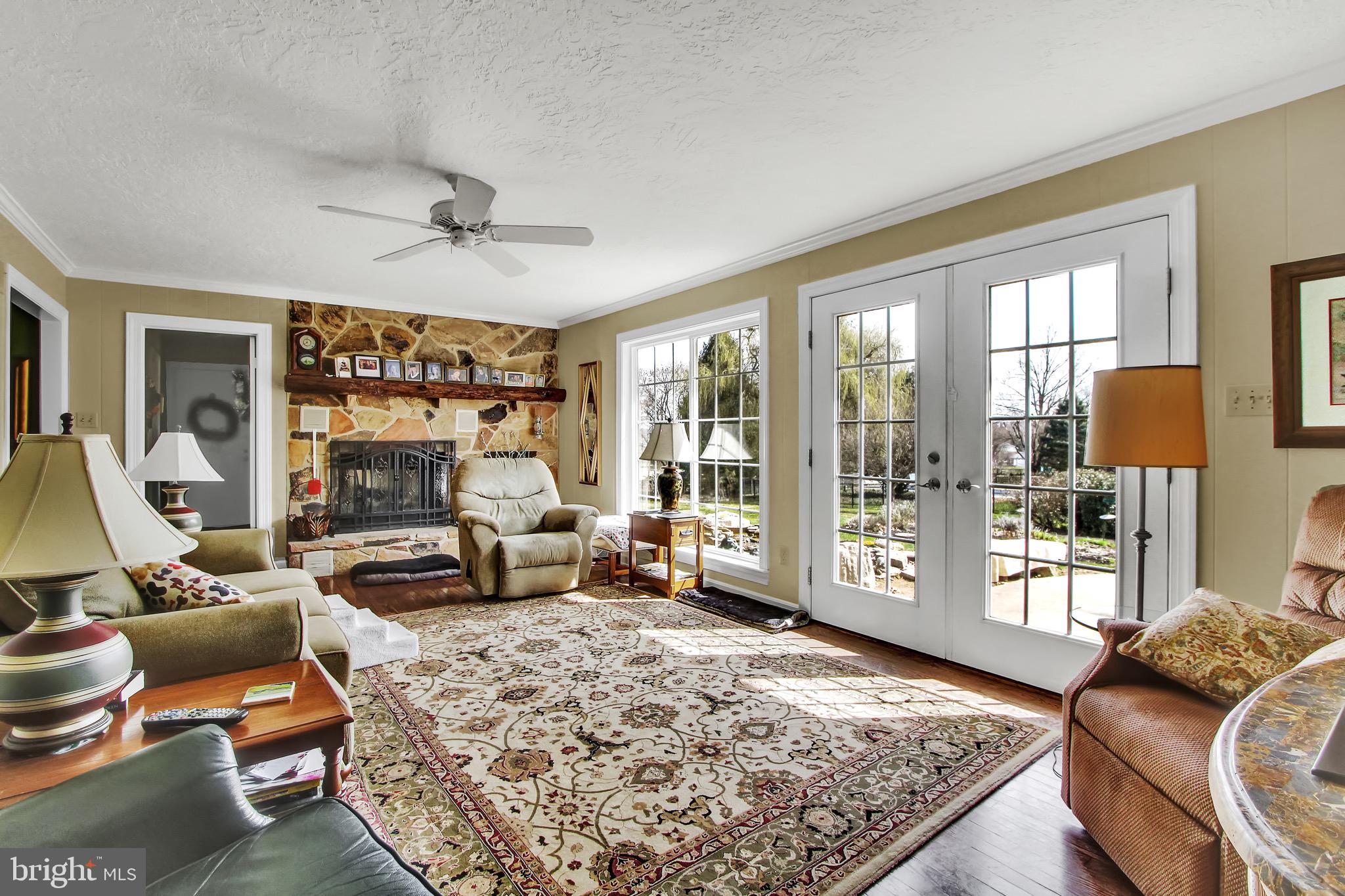 3078 Markle Road York, PA 17408 - Photo 7 of 28 Gallery Image 7