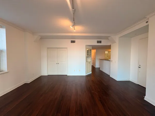 $1,795 | 127 Madison Avenue, Unit 701, Memphis, TN 38103