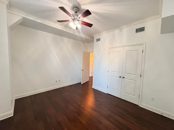 $2,150 | 127 Madison Avenue, Unit 701, Memphis, TN 38103