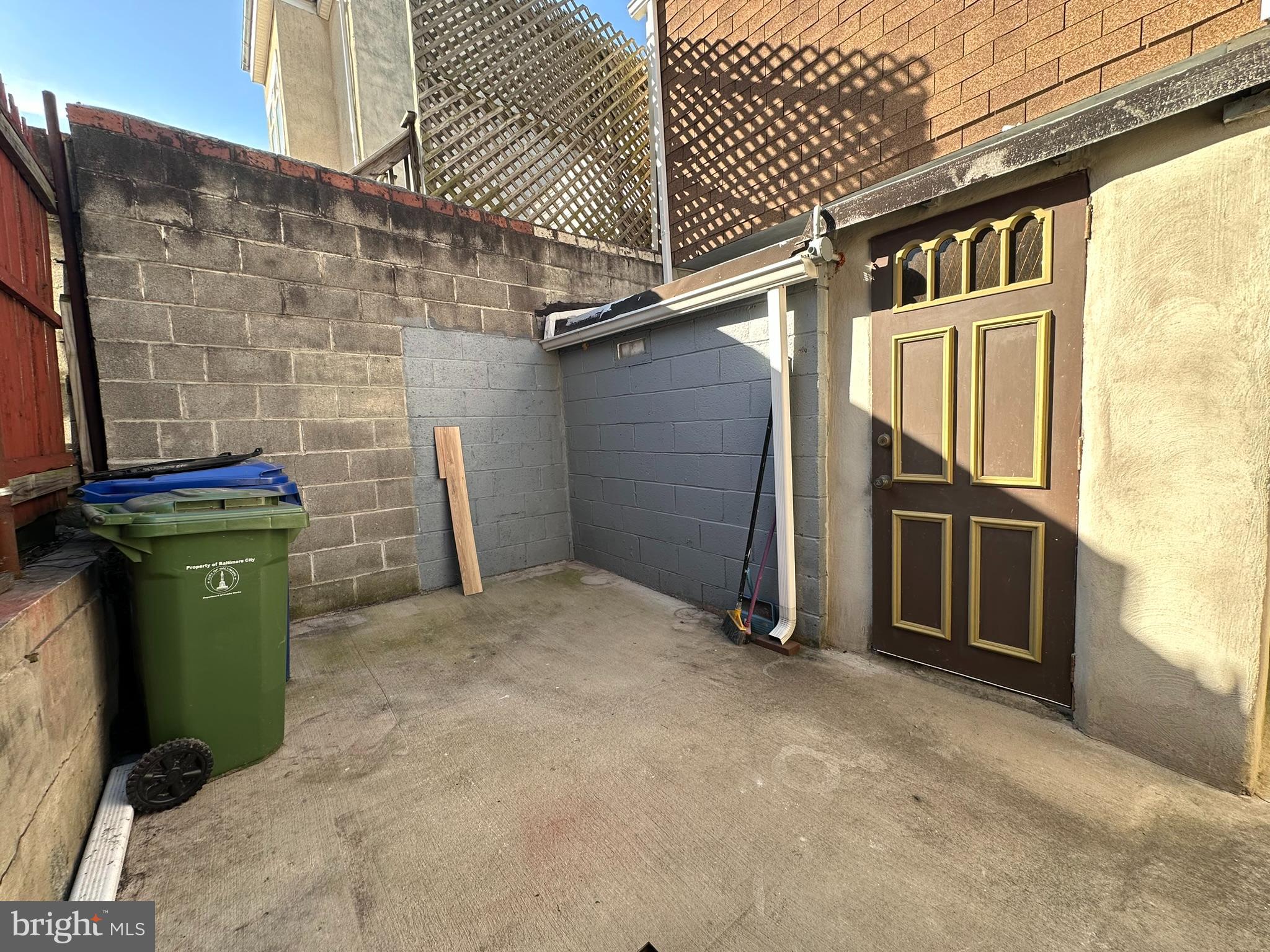 517 South Regester Street Baltimore, MD 21231 - Photo 16 of 26