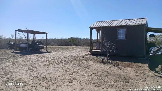 $110,000 | 197 Live Oak Spur, George West, TX 78022