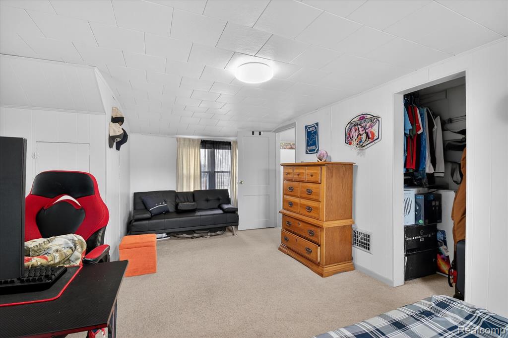 12995 Sweitzer Road Carleton, MI 48117 - Photo 31 of 61 Gallery Image 31