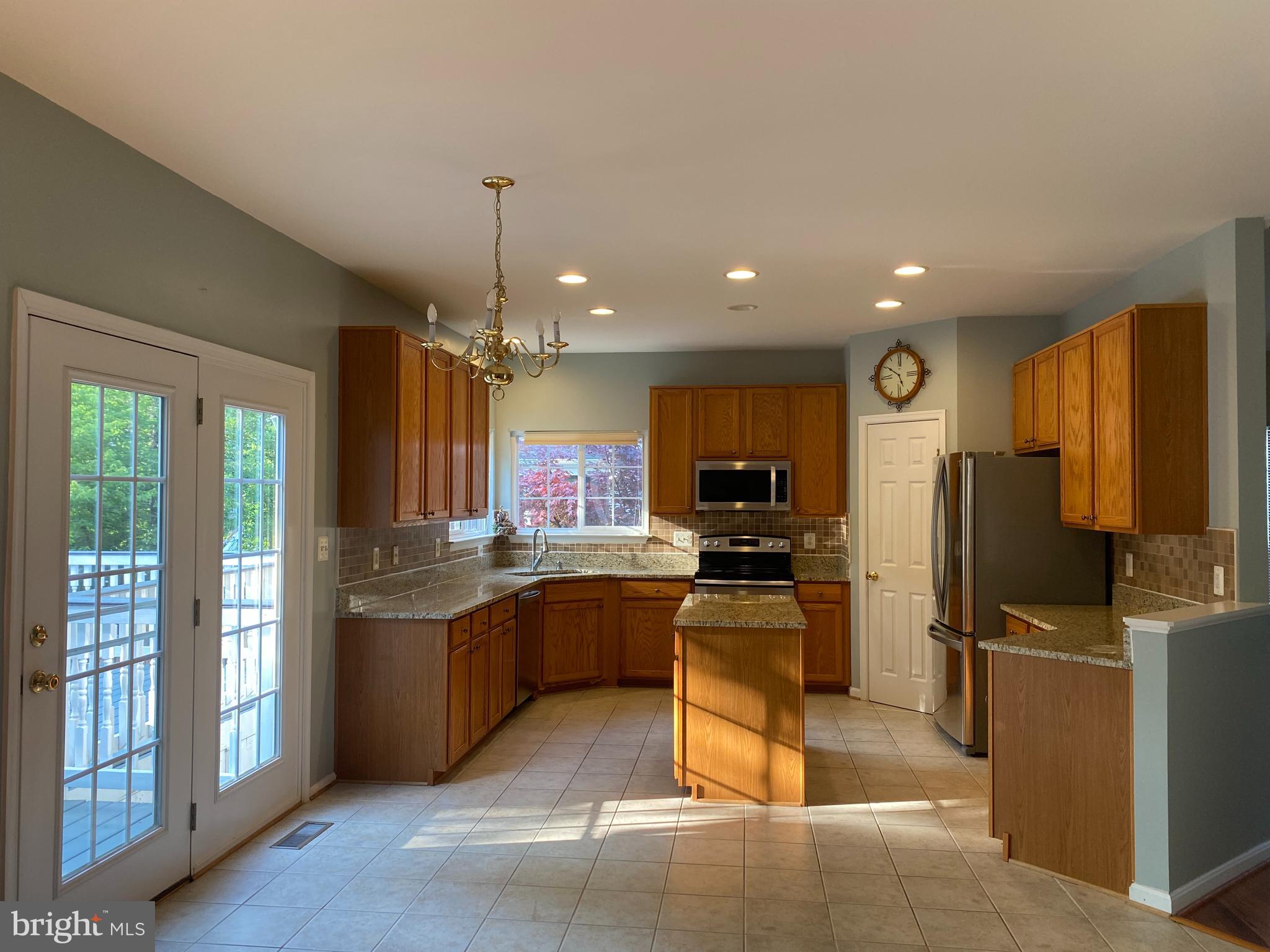 14239 Murphy Terrace Gainesville, VA 20155 - Photo 15 of 64