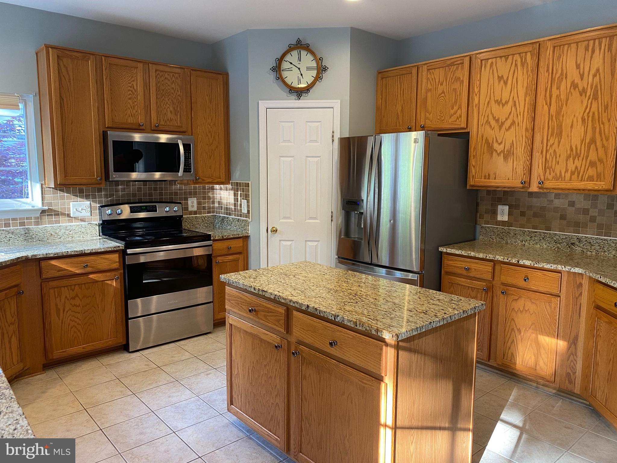 14239 Murphy Terrace Gainesville, VA 20155 - Photo 17 of 64