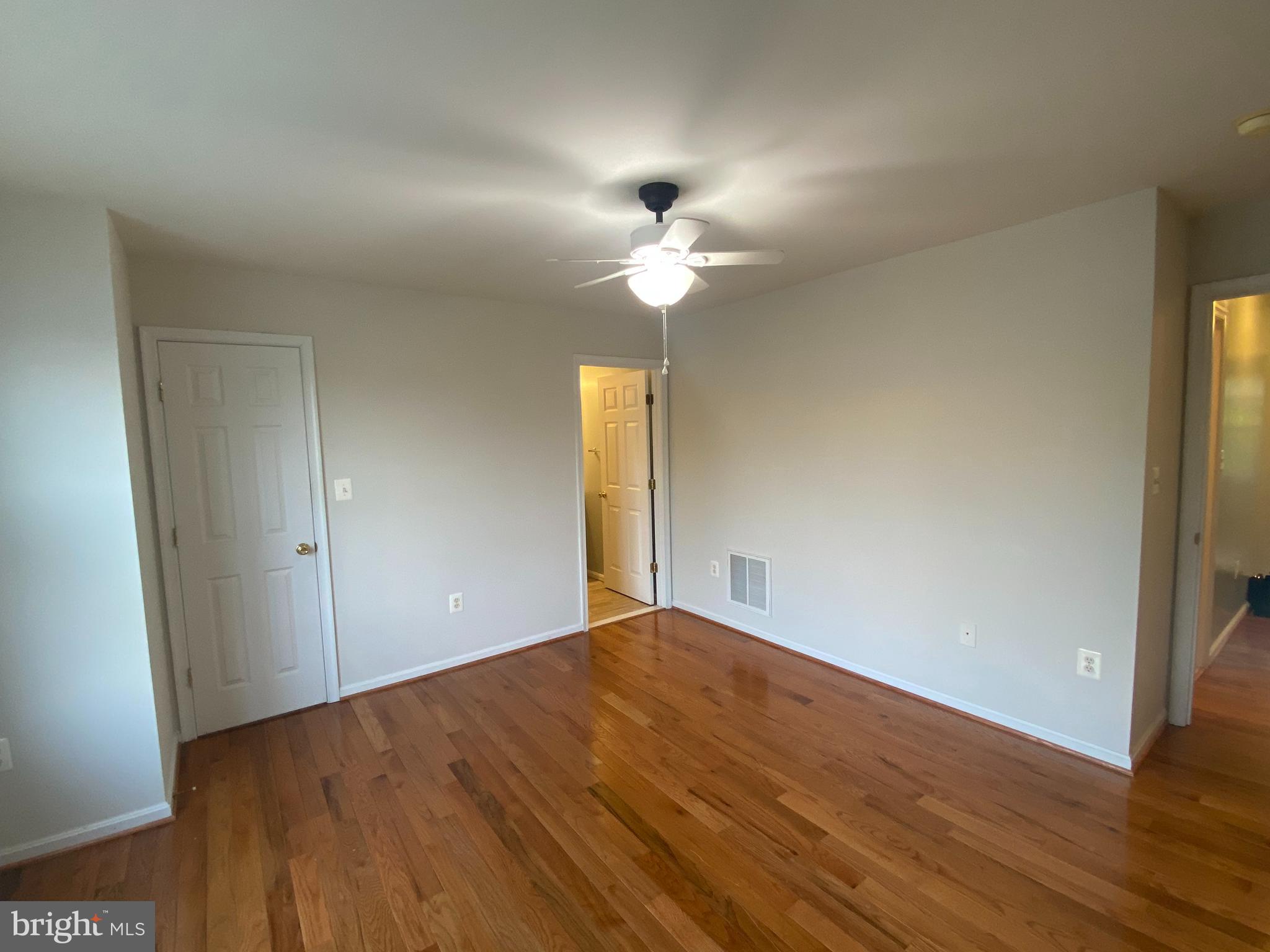 14239 Murphy Terrace Gainesville, VA 20155 - Photo 50 of 64