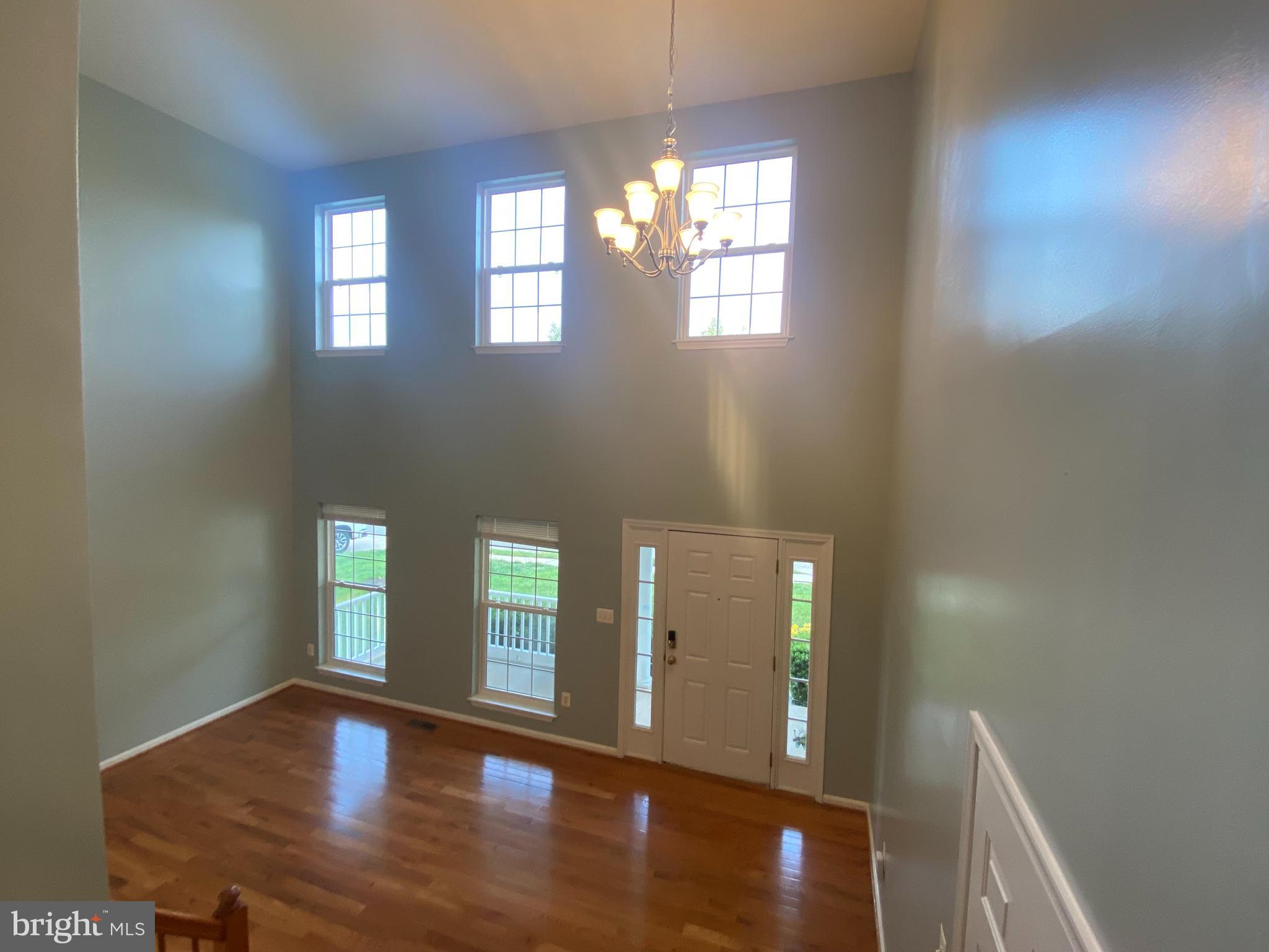 14239 Murphy Terrace Gainesville, VA 20155 - Photo 9 of 64