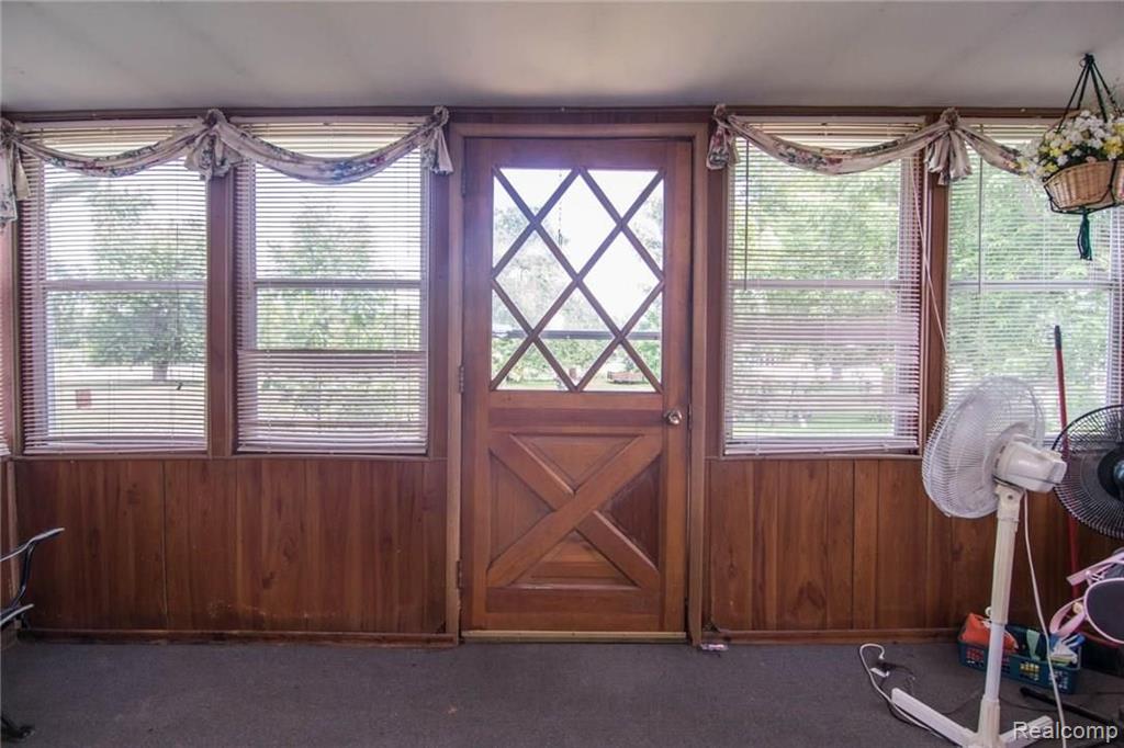 11434 Grafton Road Carleton, MI 48117 - Photo 16 of 50