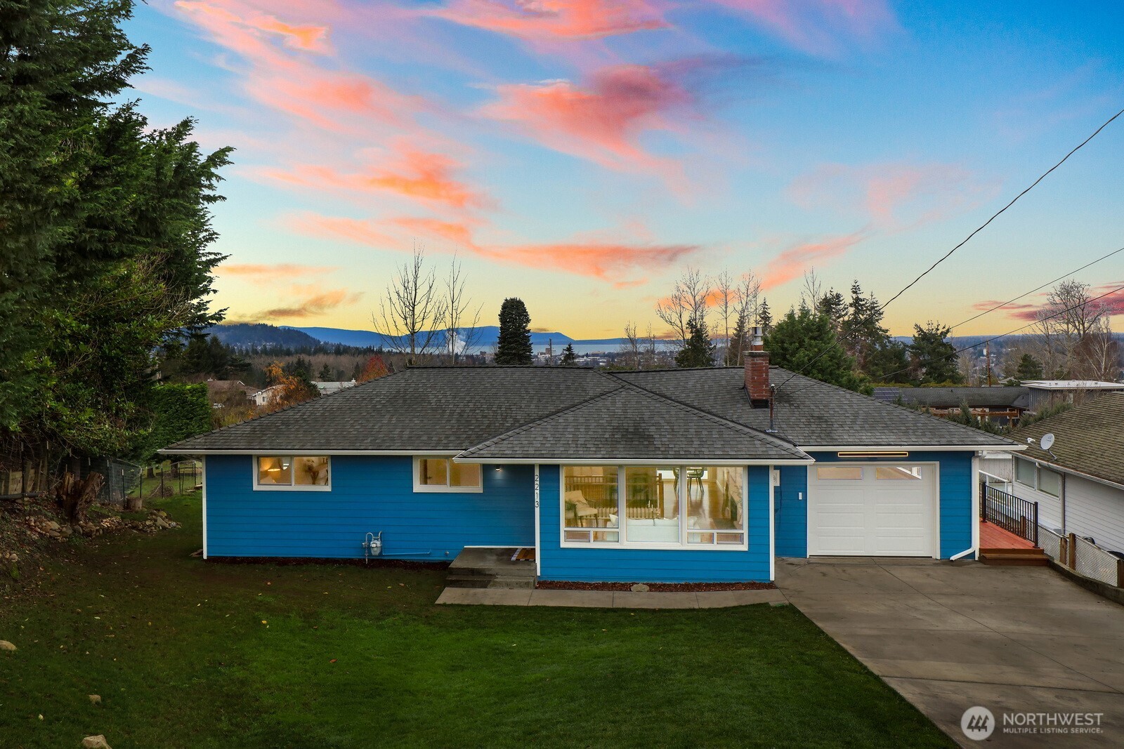 2213 View Ridge Drive Bellingham, WA 98229 - Photo 2 of 40 Gallery Image 2