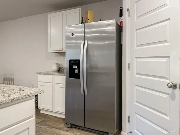 $1,995 | 7368 Lakeside Oak Court, Pensacola, FL 32526