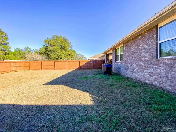 $1,995 | 7368 Lakeside Oak Court, Pensacola, FL 32526