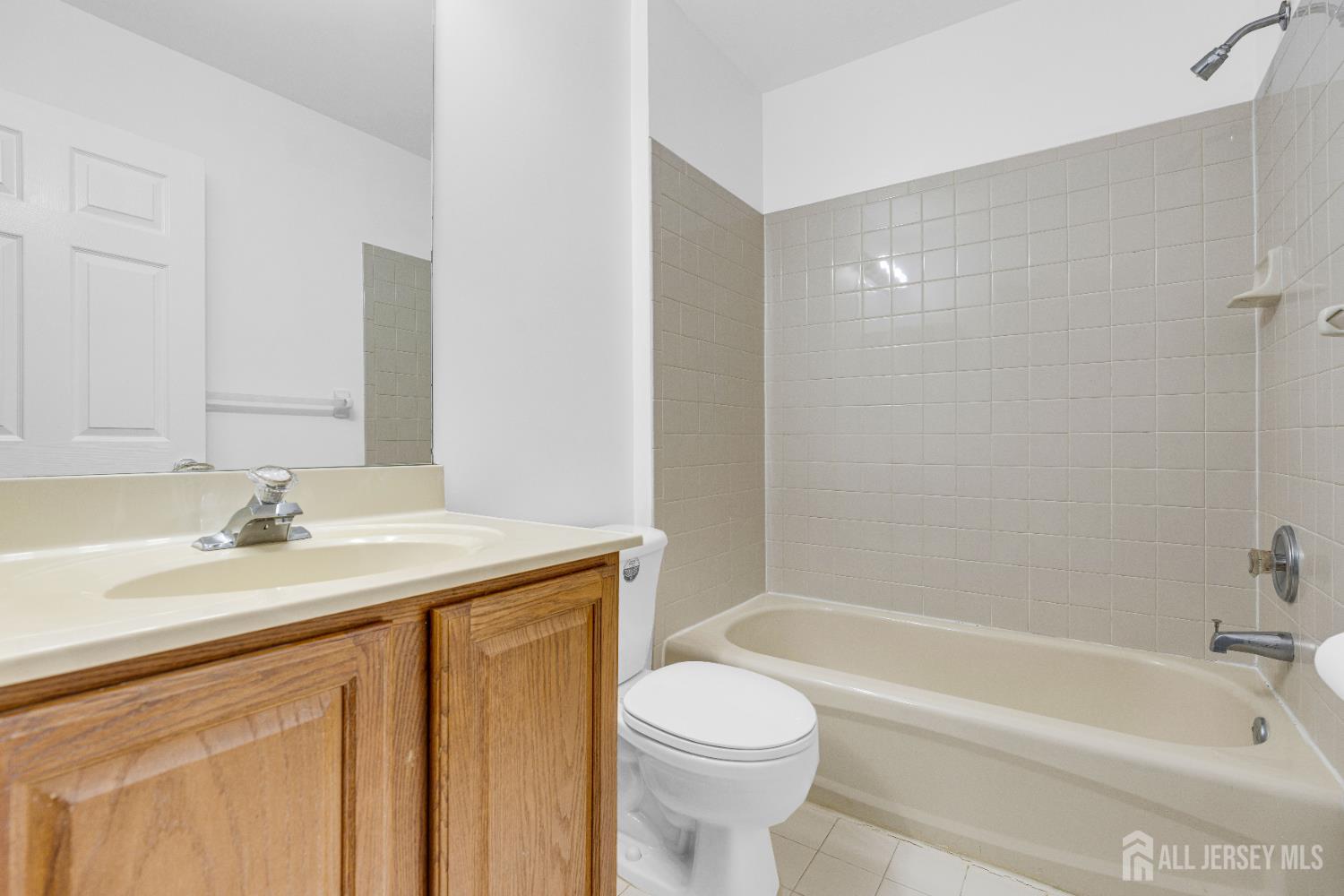 21 Inverness Drive Edison, NJ 08820 - Photo 25 of 39