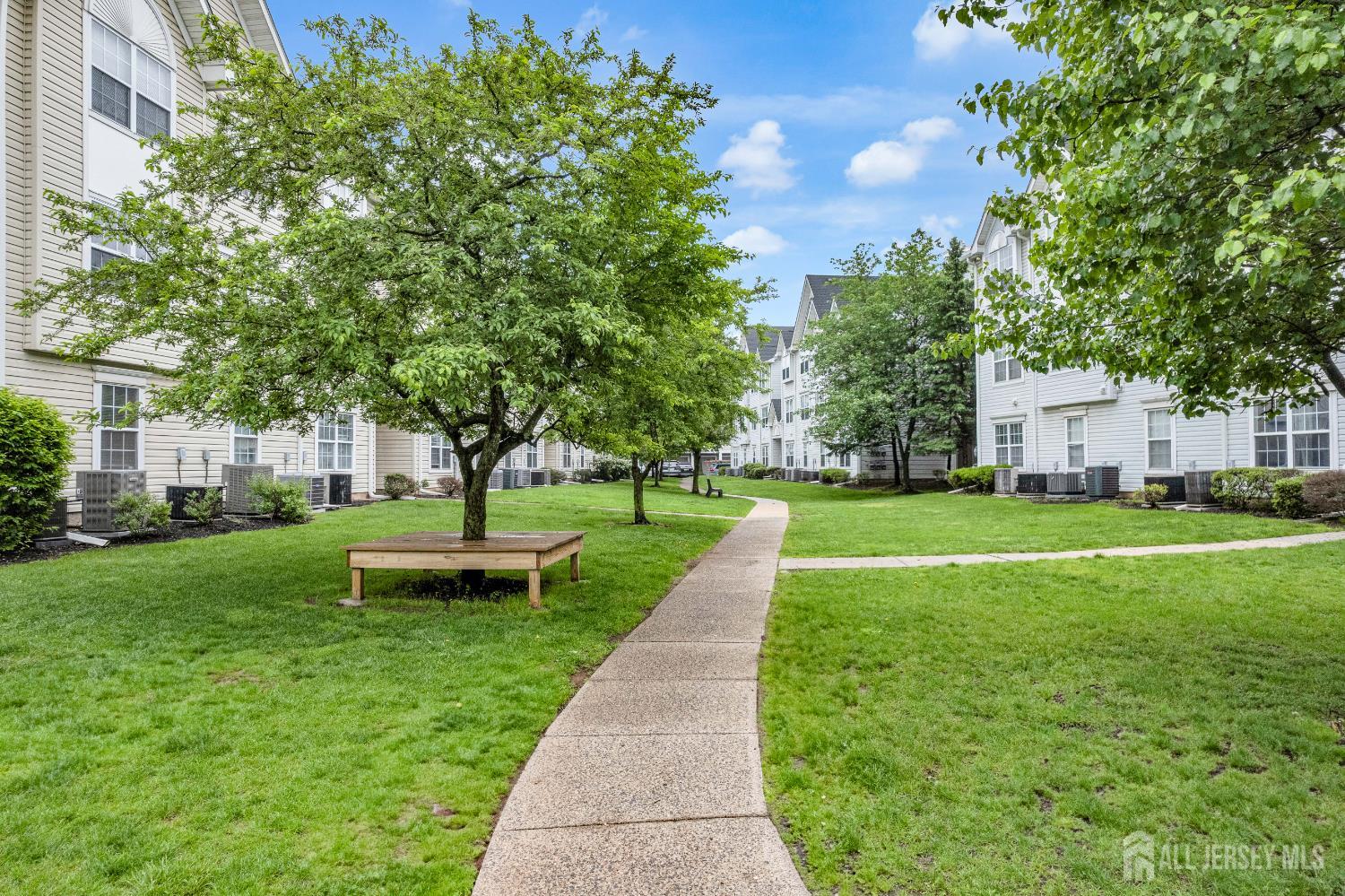 21 Inverness Drive Edison, NJ 08820 - Photo 33 of 39