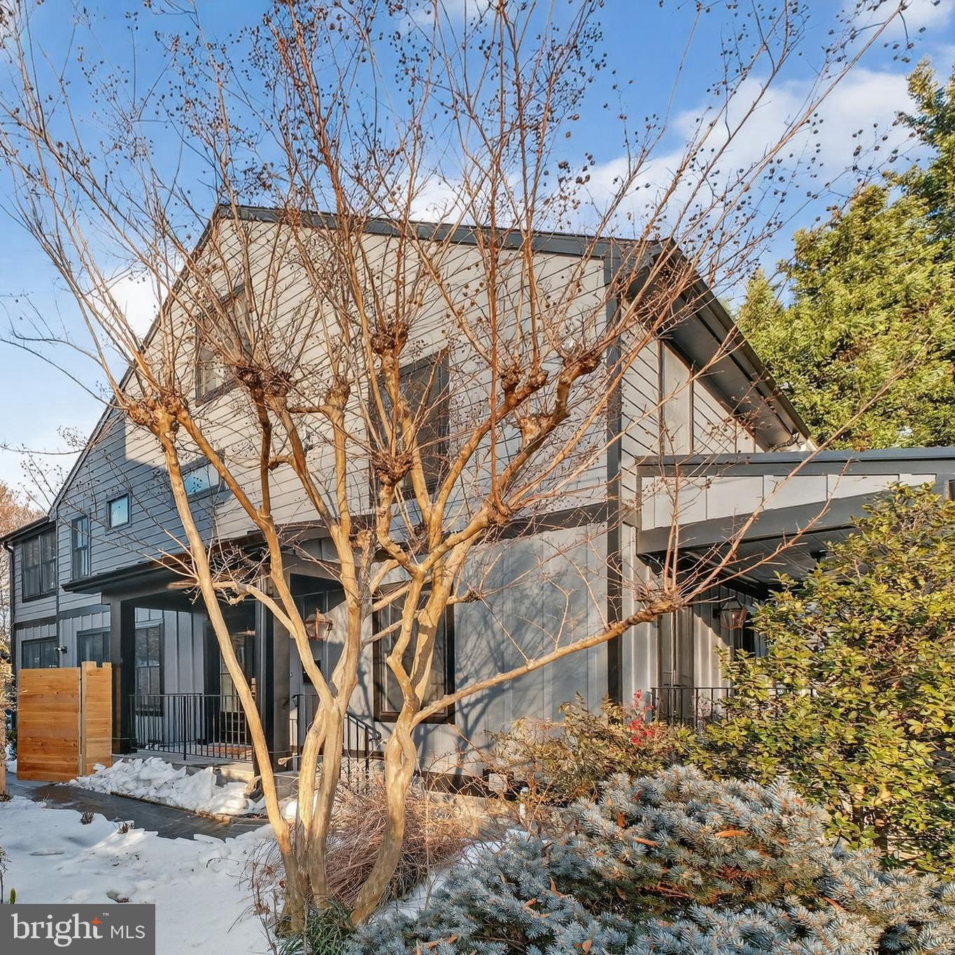 4121 Military Road Northwest Washington, DC 20015 - Photo 2 of 51