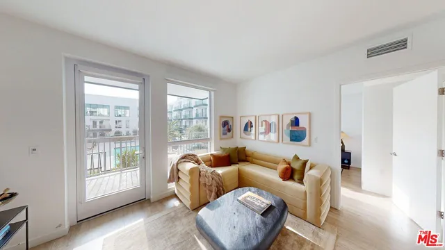 $5,420 | 2455 Overland Avenue, Unit 514, Los Angeles, CA 90064