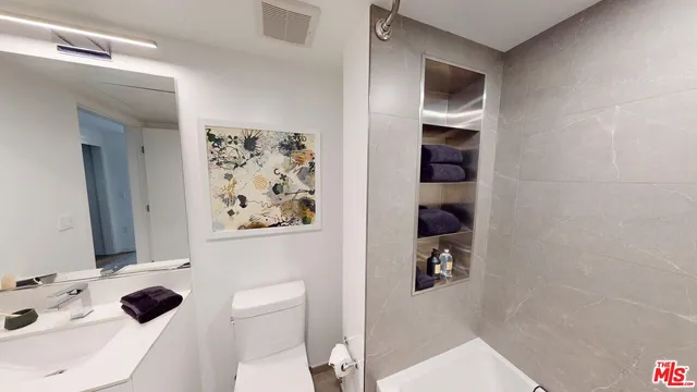 $5,420 | 2455 Overland Avenue, Unit 514, Los Angeles, CA 90064