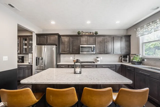 $615,000 | 4317 Bexley Court, Avon, IN 46123