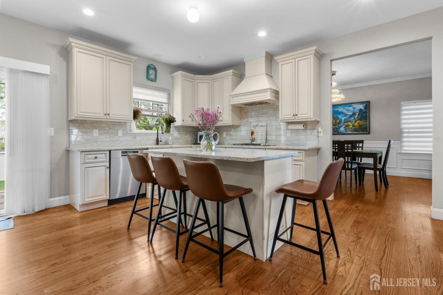 628 New Dover Road Colonia, NJ 07067 - Photo 7 of 24