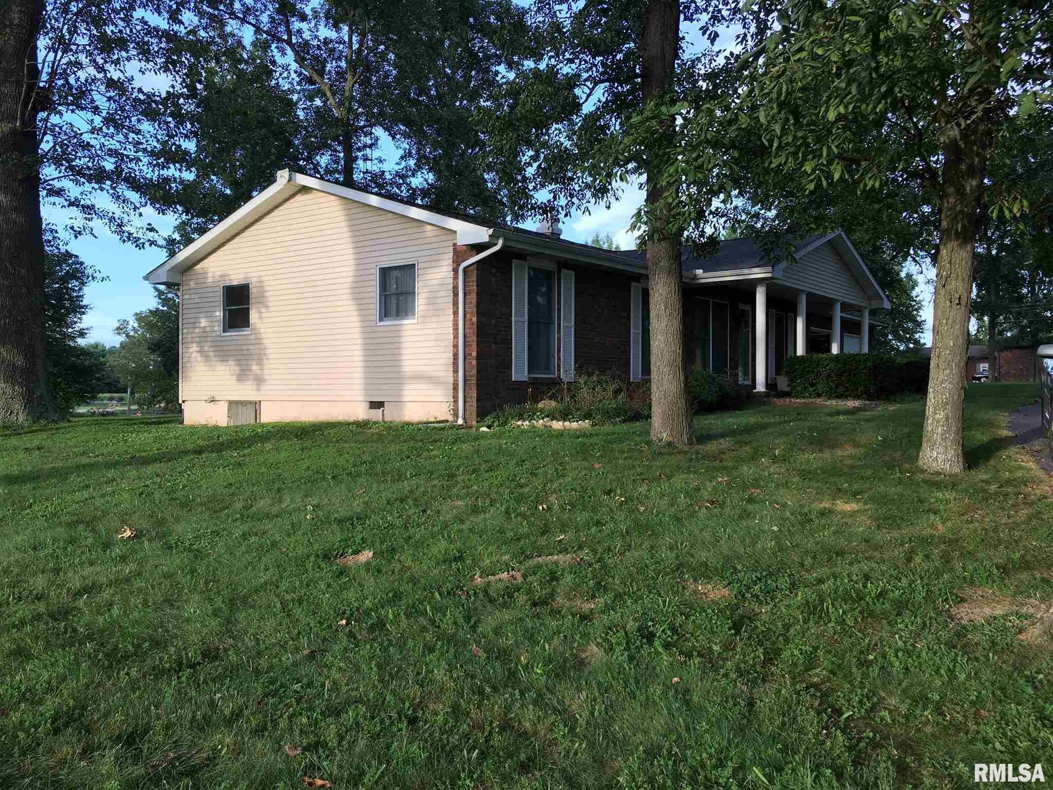 13920 Cochran Road Marion, IL 62959 - Photo 2 of 23 Gallery Image 2