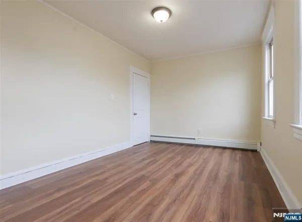 $2,100 | 312 High Street, Elizabeth, NJ 07202