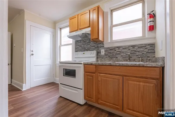 $2,100 | 312 High Street, Elizabeth, NJ 07202