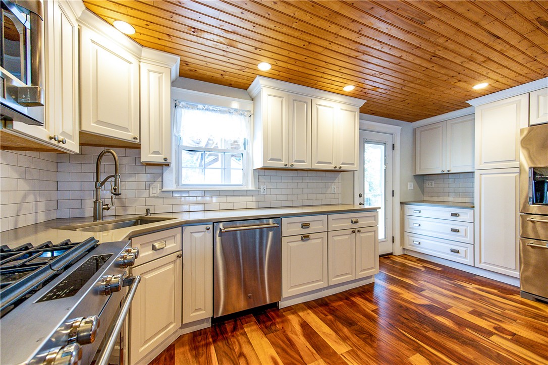 35 Cushman Street Pawtucket, RI 02861 - Photo 5 of 30