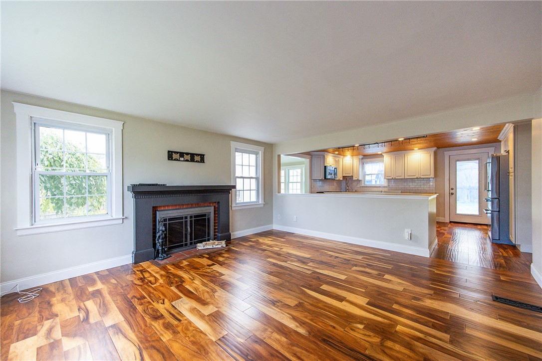 35 Cushman Street Pawtucket, RI 02861 - Photo 10 of 30