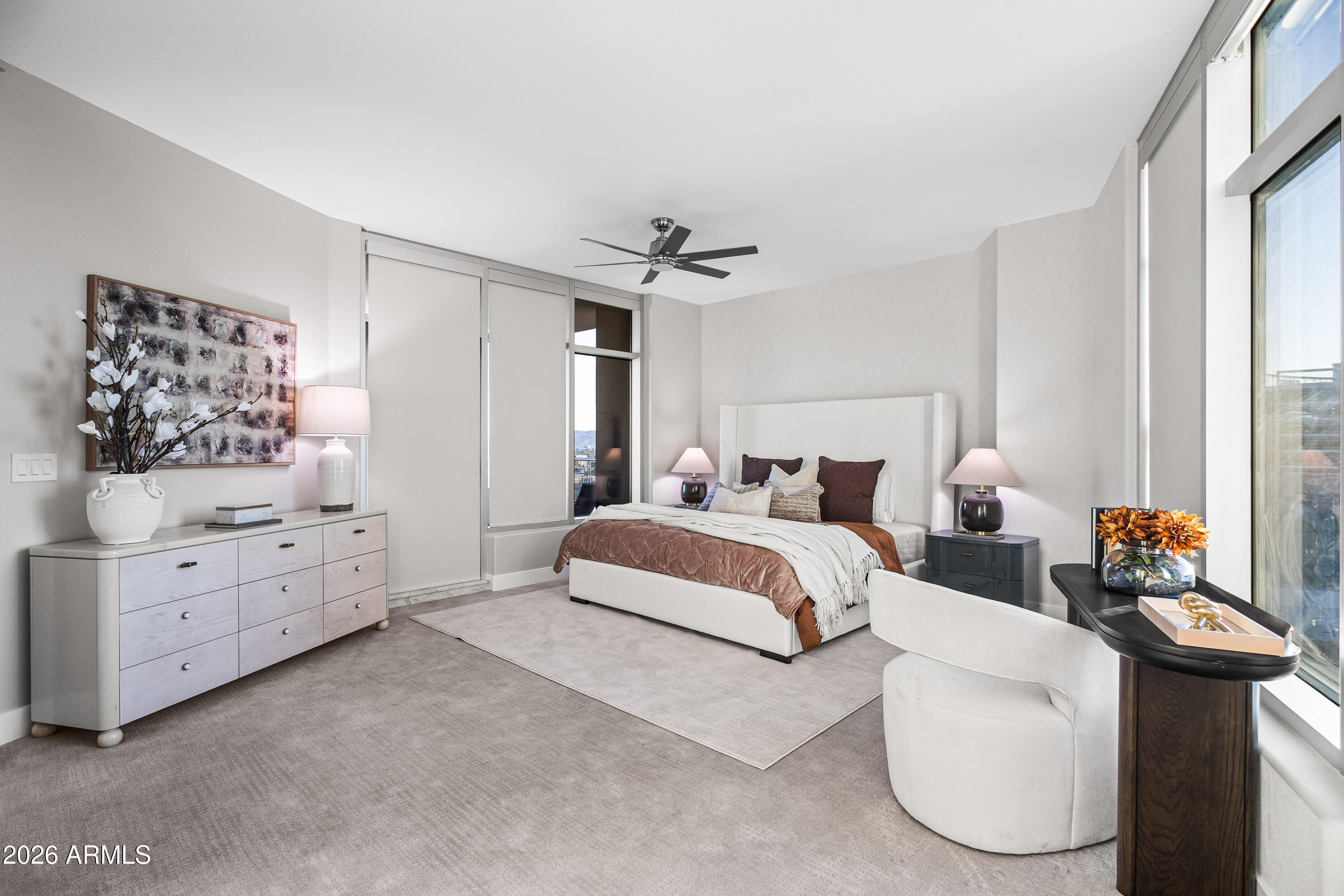 140 East Rio Salado Parkway, Unit 1101 Tempe, AZ 85281 - Photo 11 of 32 a spacious bedroom with a bed and window